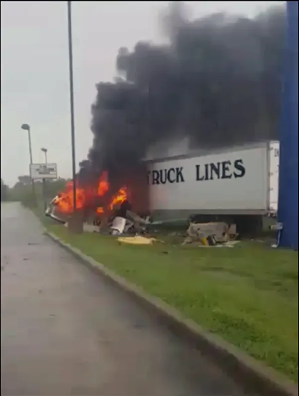 Tractor-trailer fire shuts down I-485 outer loop at Rocky River Road in northeast Charlotte Friday evening