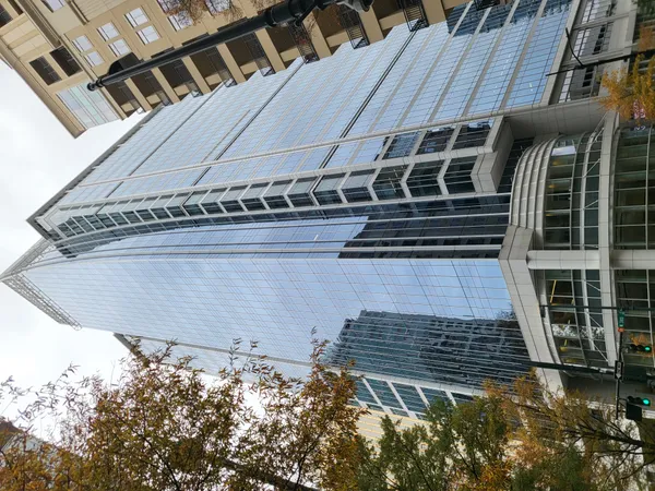 Cousins Properties buys 300 South Tryon for $317.5 million, expanding its Charlotte office holdings