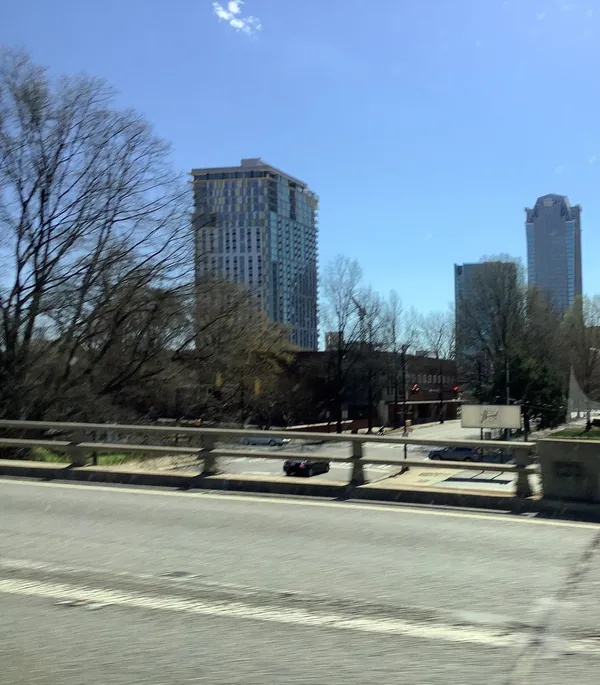 Calm Before the Ice: Charlotte Sees Mild Temperatures and Light Rain Ahead of Major Winter Storm