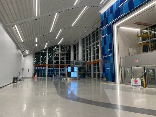 Charlotte Douglas Airport Starts Gift Card Collection to Support TSA Officers During Federal Government Shutdown